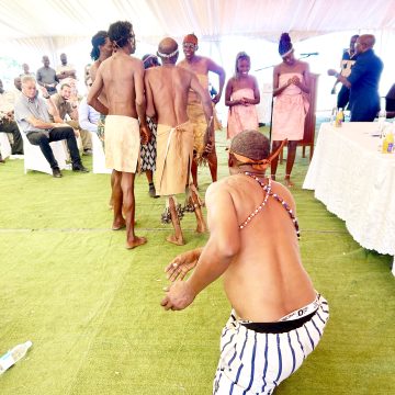 Aayelele ya mwenyeke niidhano yopamuthigululwakalo