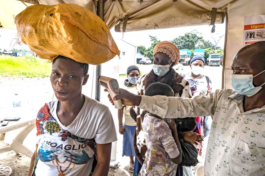 UGANDA-DRCONGO-HEALTH-VIRUS-EBOLA WHO evaluates vaccines, treatments for Ebola outbreak
