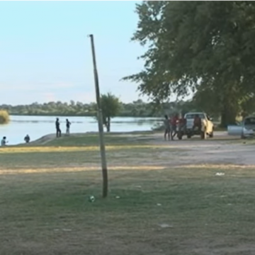 Kayengona youth take pride in keeping riverbank clean
