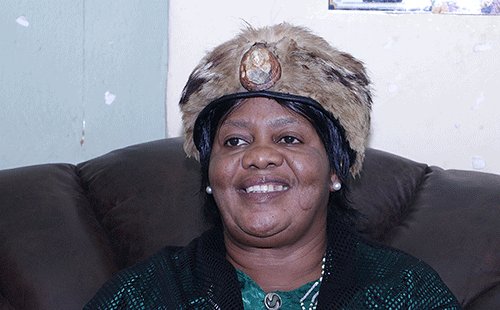 /Khomanin vote to topple Gawanas